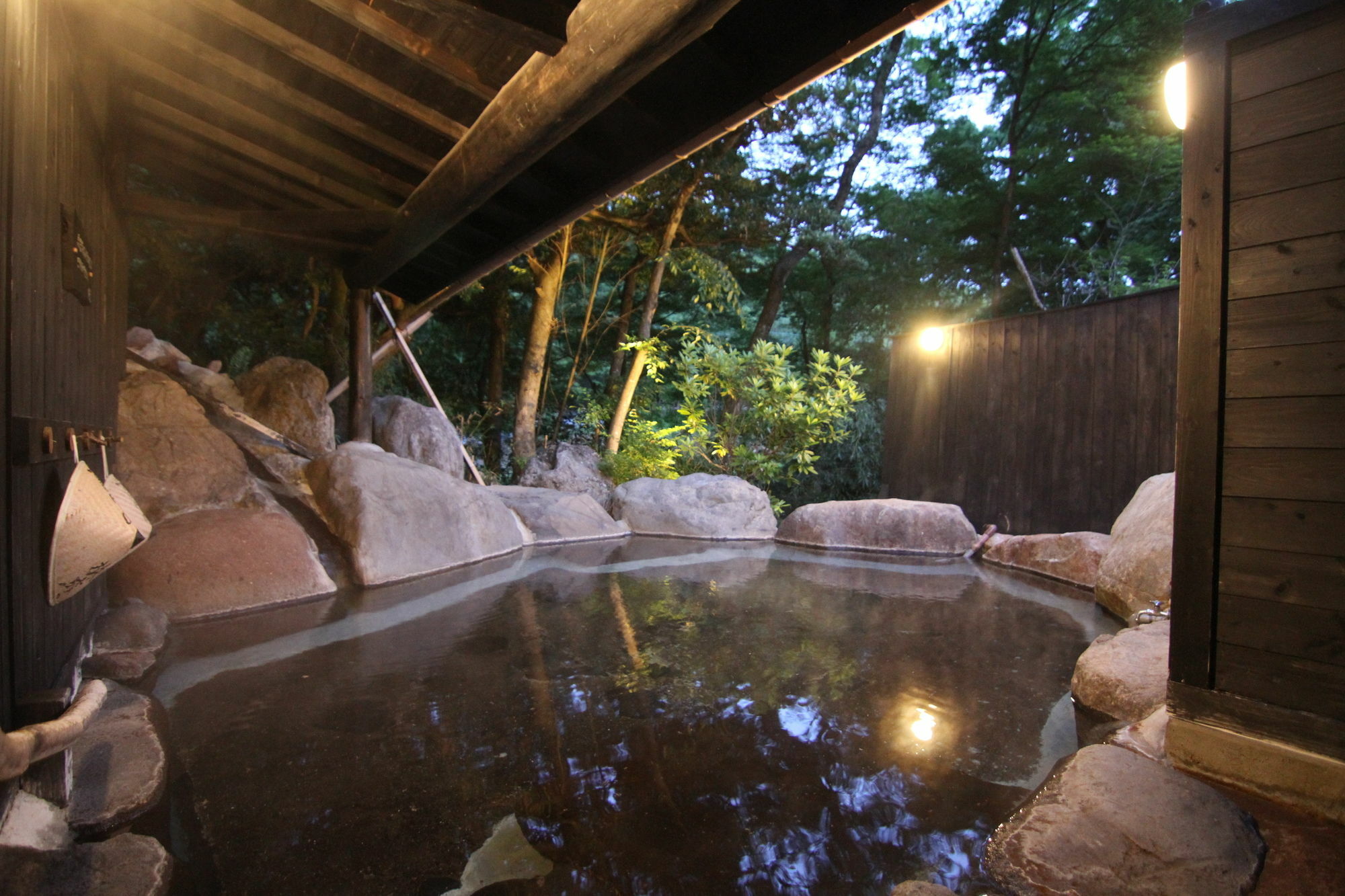 Yufuin Ryoan Wazanho Hotel Oita Bagian luar foto